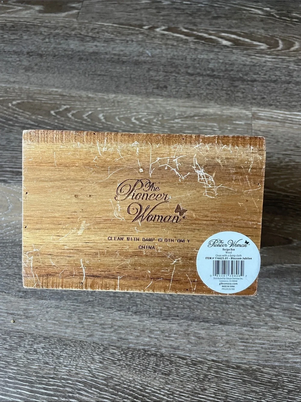 The Pioneer Woman Yellow Floral Recipe Box with Glass Knob